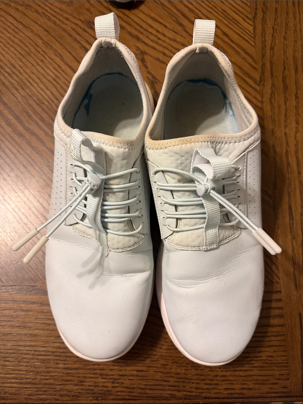 Women’s Comfort Nursing Slip-On Lace Toggle Sneakers